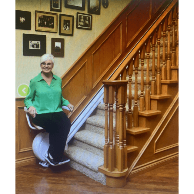 Savaria K2, Narrow Chair Lift, 300lb Stair Chair Capacity